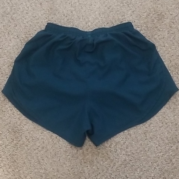 Nike Dri-Fit Shorts - Picture 2 of 3